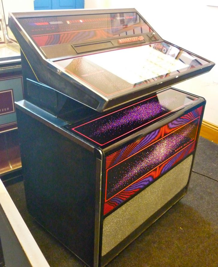 Just Jukin' - Jukeboxes | 1975 Rock-Ola 459
